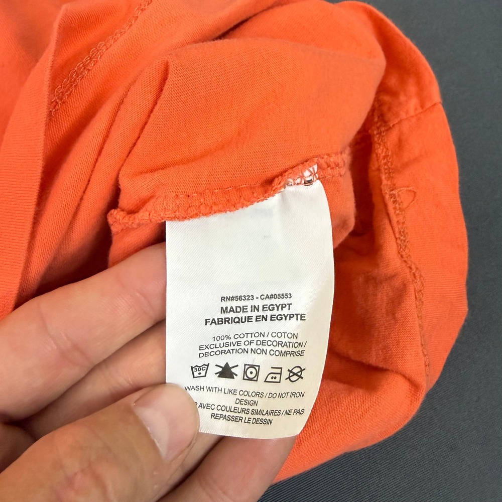 Nike T-Shirt Mens Large Orange Graphic Swoosh Logo Short Sleeve Cotton Tee FLAW - Picture 6 of 6